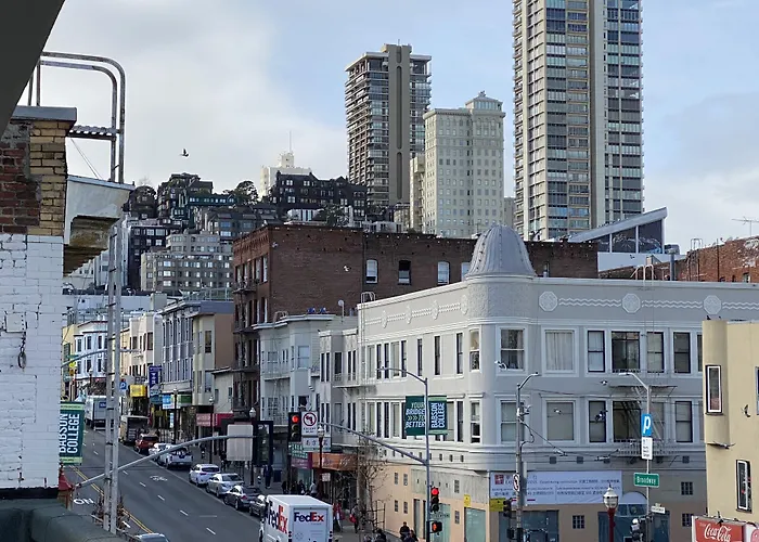 Royal Pacific Motor Inn